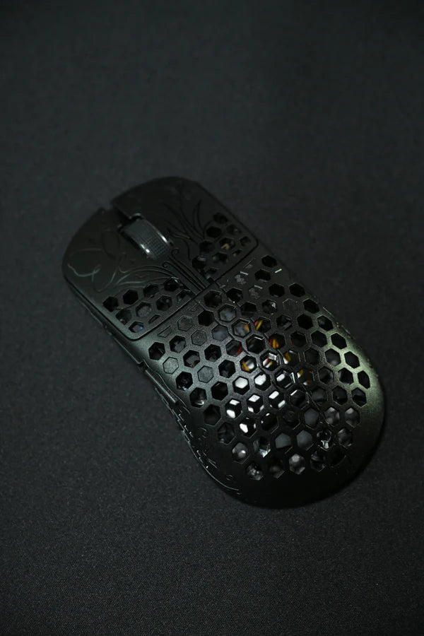 Unius - Black Lotus Gaming Mouse