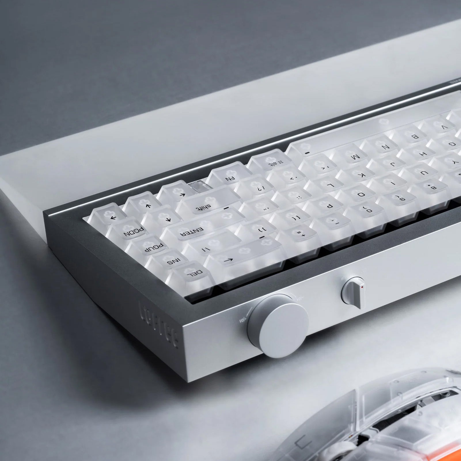 Hyzen 67 Wired HE Mechanical Keyboard [Silver]